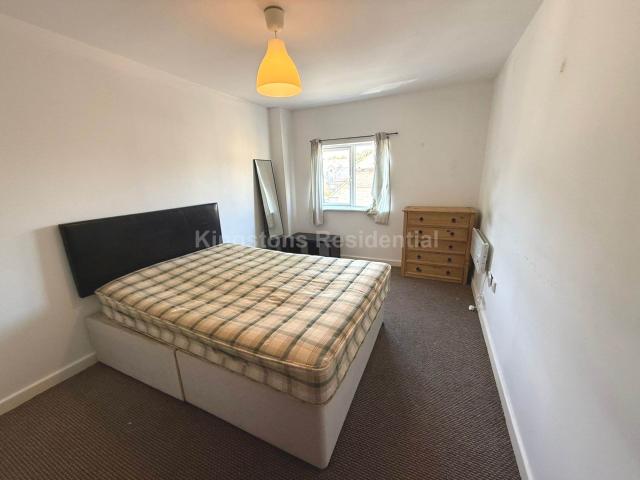 Flat for rent in Maindy, Cardiff