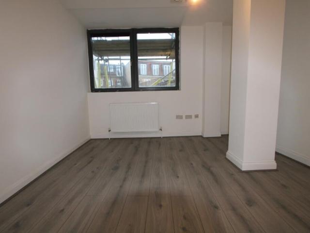 Flat for rent in London Borough of Wandsworth, Greater London
