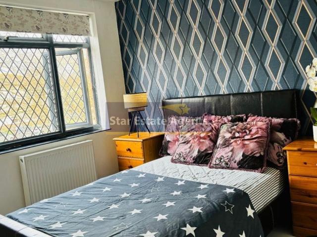 Flat for rent in West Ewell, Ewell