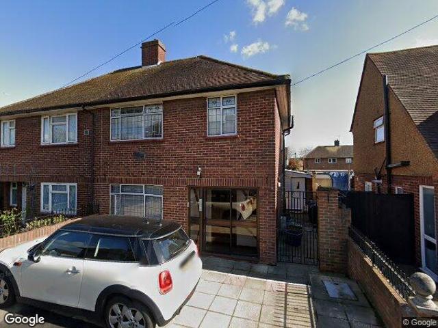 Flat for rent in London Borough of Hounslow, Greater London
