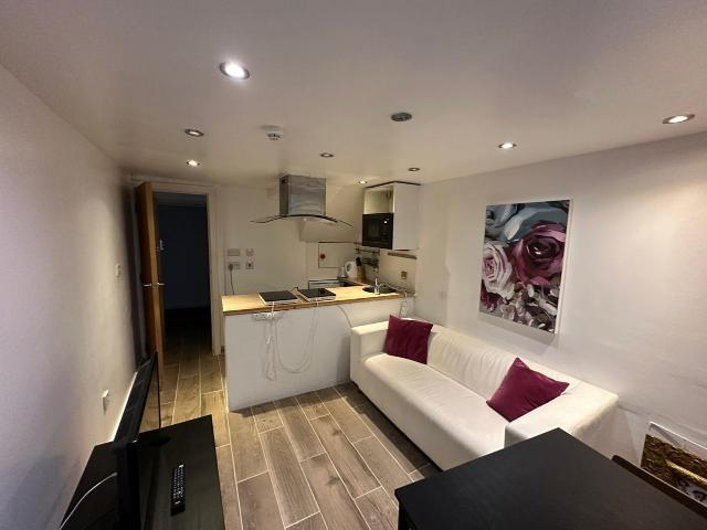Flat for rent in Meanwood, West Yorkshire