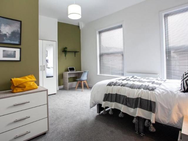Flat for rent in Chesham, Bury