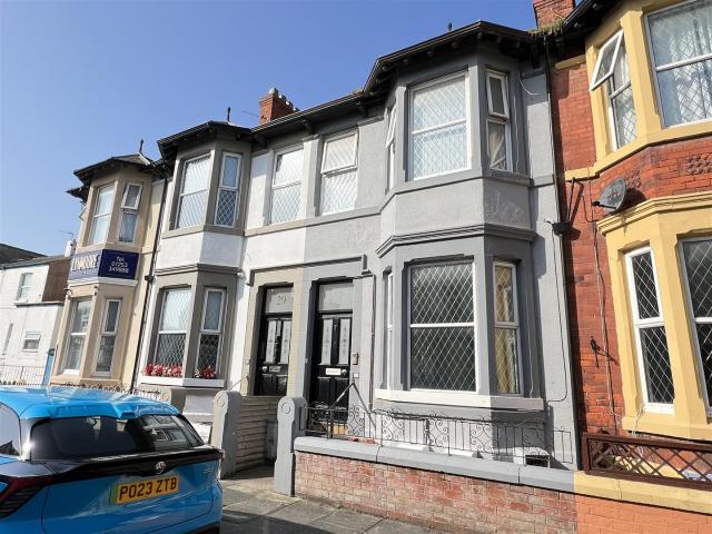 Flat for rent in South Shore, Blackpool
