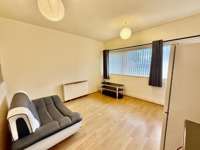 Flat for rent in Thinford