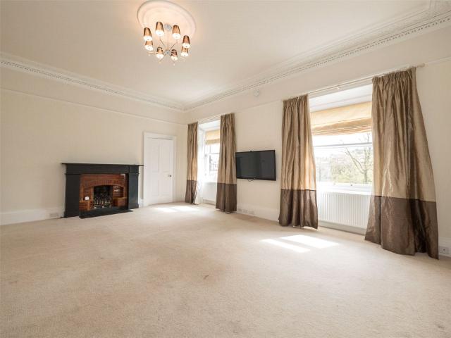 Flat for rent in Moray Feu, New Town