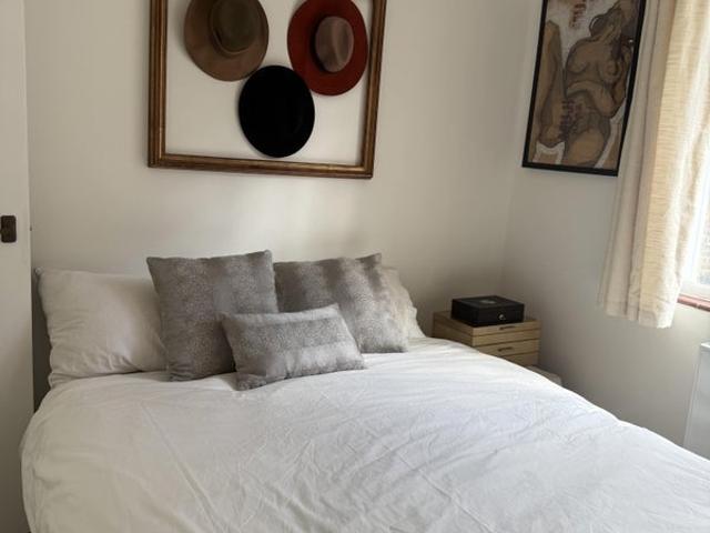 Room for rent in Pimlico, Greater London