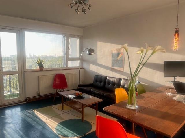 Flat for rent in Shacklewell, Greater London