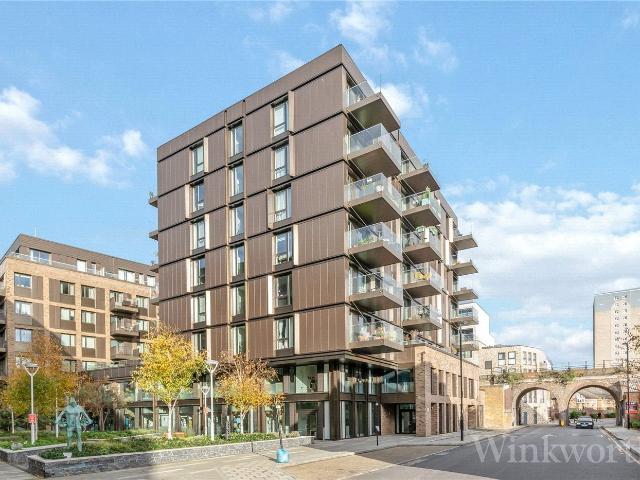 Flat for rent in London Borough of Lewisham, New Cross
