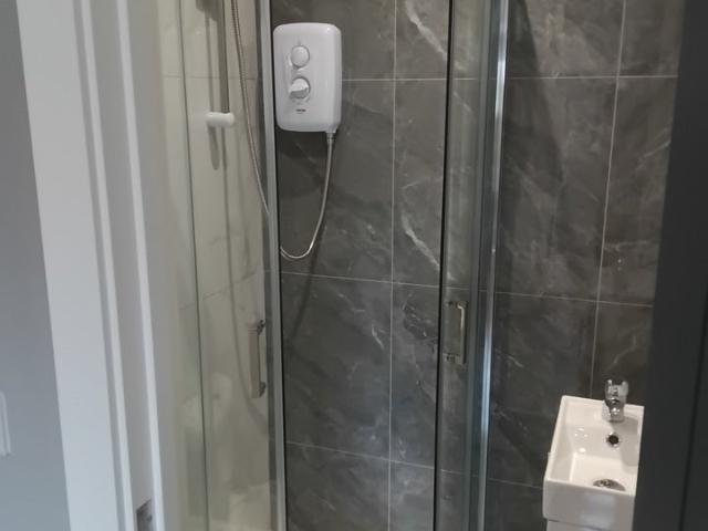 Flat for rent in Caterham, Caterham Valley