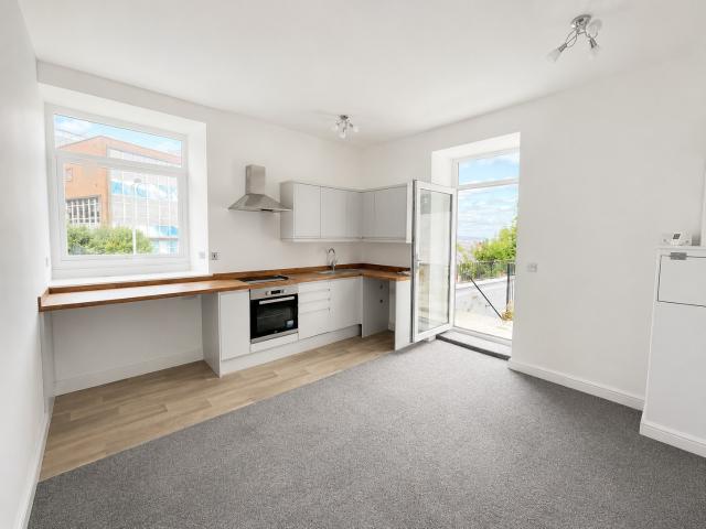 Flat for rent in Mount Pleasant, Nangreaves