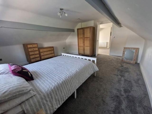 Flat for rent in Mount Pleasant, Nangreaves