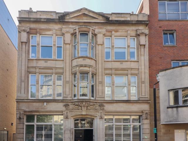 Flat for rent in Cardiff Bay, Falcon Lodge