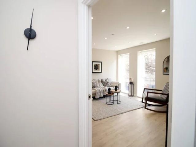 Flat for rent in Cardiff Bay, Falcon Lodge