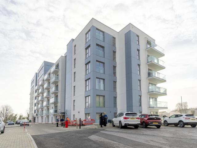 Flat for rent in Mount Wise