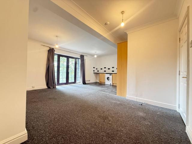 Flat for rent in Swanscombe and Greenhithe, Monks Orchard