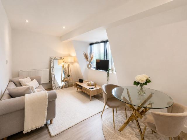 Flat for rent in London Borough of Croydon, Addiscombe