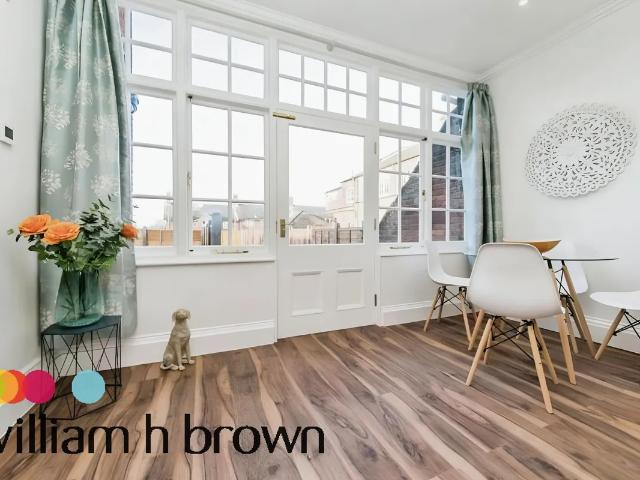 Flat for rent in Key Street, Suffolk