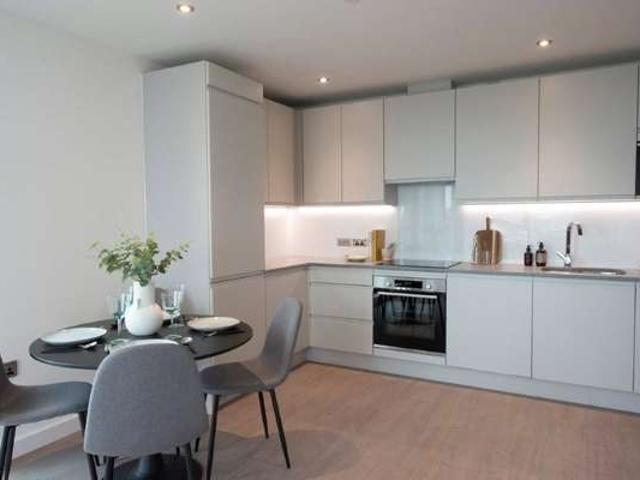 Flat for rent in Reading