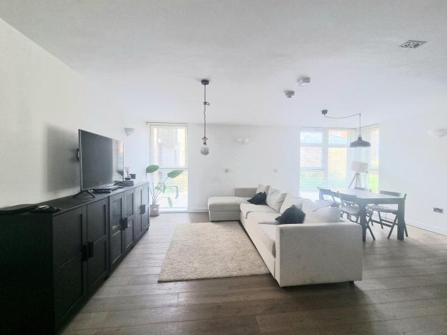 Flat for rent in Shooters Hill, Greater London