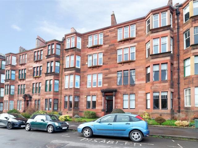 Flat for rent in Broomhill, Scotland