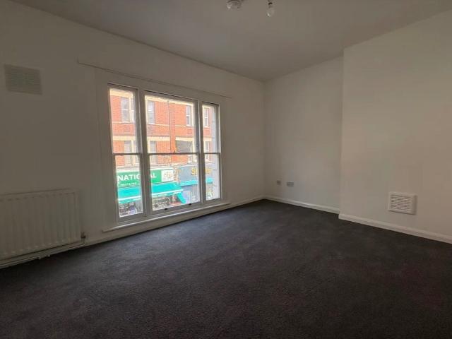 Flat for rent in Bromley Park, Greater London