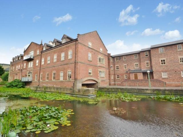 Flat for rent in Victoria Quays, Leeds