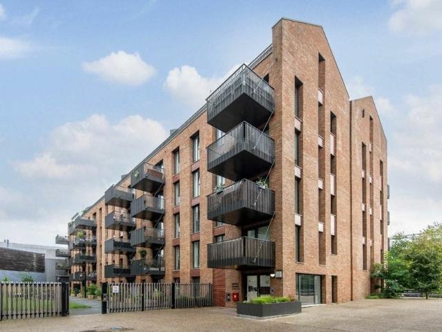 Flat for rent in Old Ford, Bow
