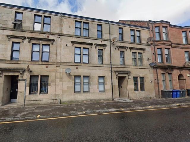 Flat for rent in Carriagehill, Paisley