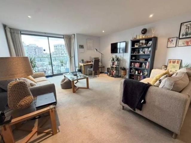 Flat for rent in Key Street, Suffolk