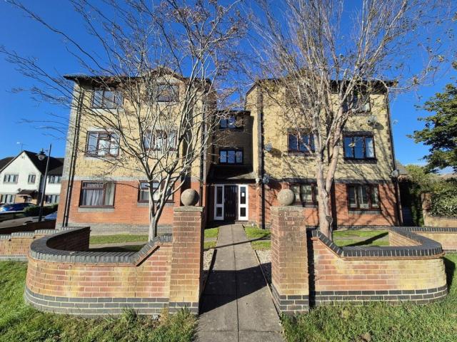 Flat for rent in Priorswood, Taunton
