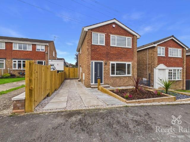 Flat for rent in Killamarsh, North East Derbyshire