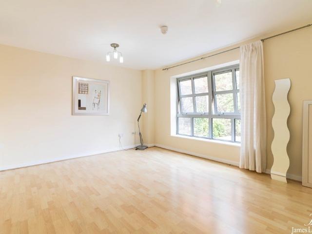 Flat for rent in Ladywood, West Midlands