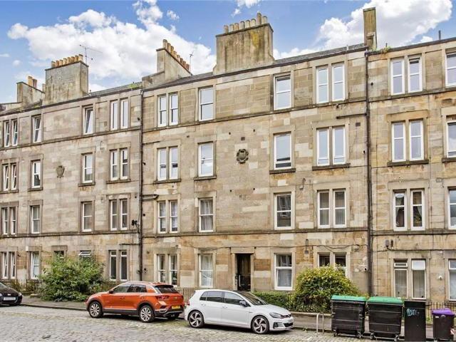 Flat for rent in Chesser, Slateford