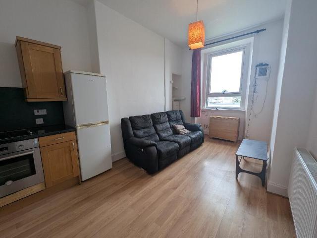 Flat for rent in Chesser, Slateford