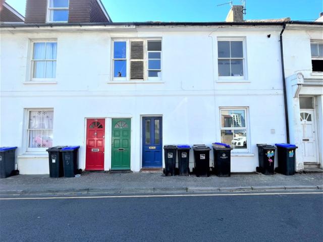 Flat for rent in Fishersgate, West Sussex
