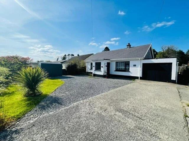 Flat for rent in Begelly, Wales