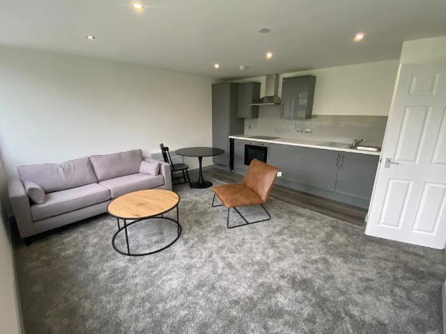 Flat for rent in Henshaw, Yeadon