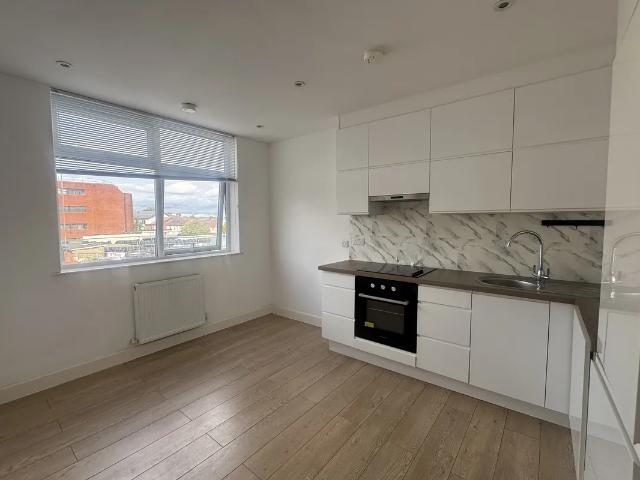 Flat for rent in Walton, Aylesbury