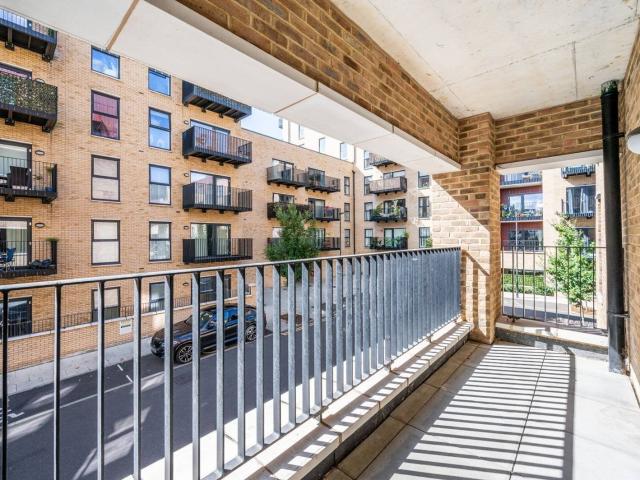 Flat for rent in Callis Yard, Greater London