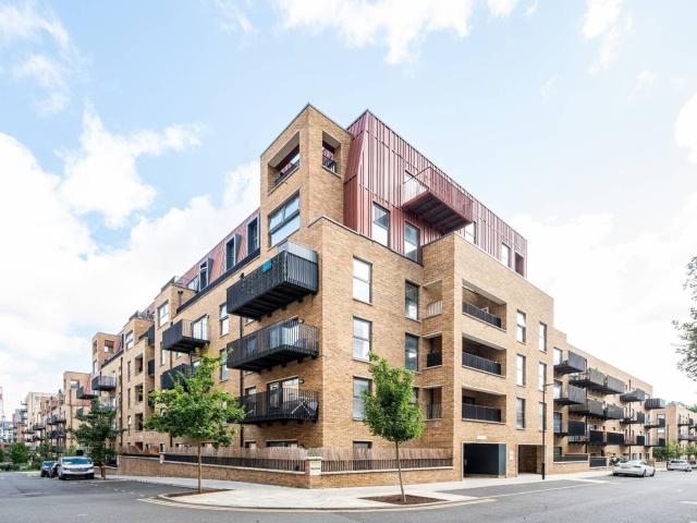 Flat for rent in Callis Yard, Greater London