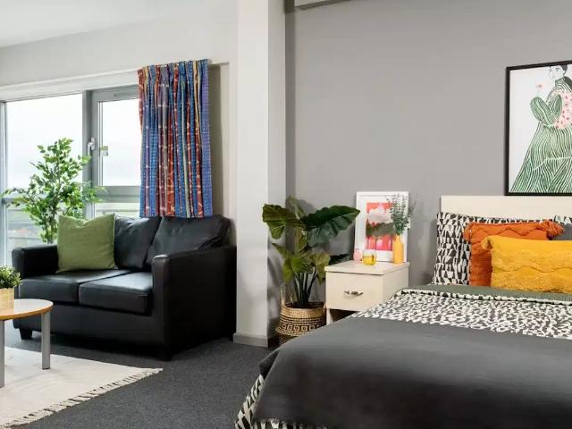 Flat for rent in Bede Island, Old Wharf