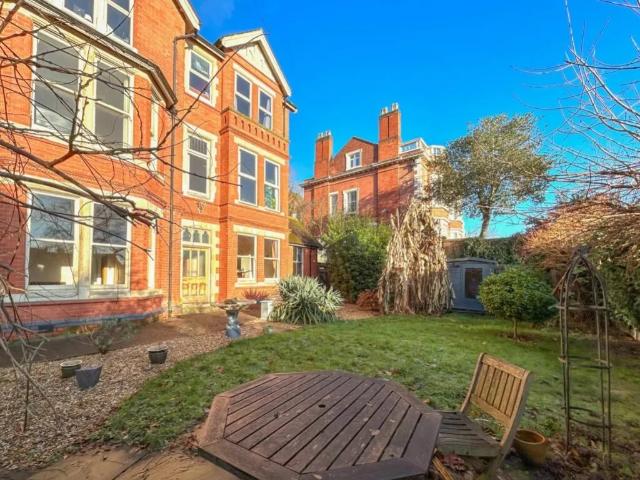 Flat for rent in The Park, City of Nottingham