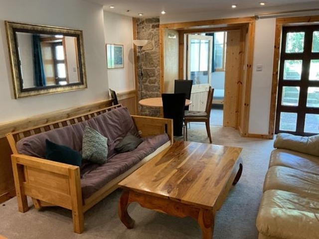 Flat for rent in Newington, Scotland