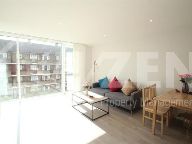 Flat for rent in Woodberry Down, Stamford Hill