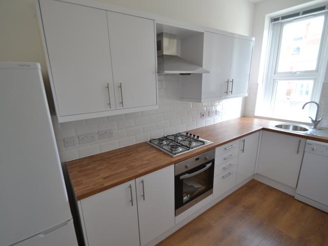 Flat for rent in Penylan, Falcon Lodge