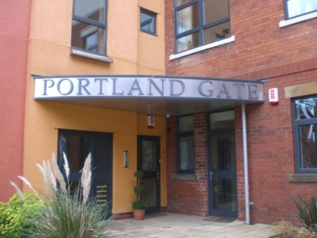 Flat for rent in Newton Hill, Wakefield