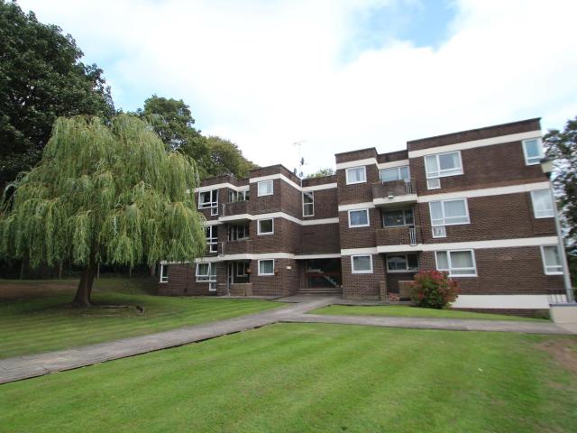 Flat for rent in Chapeltown, West Yorkshire