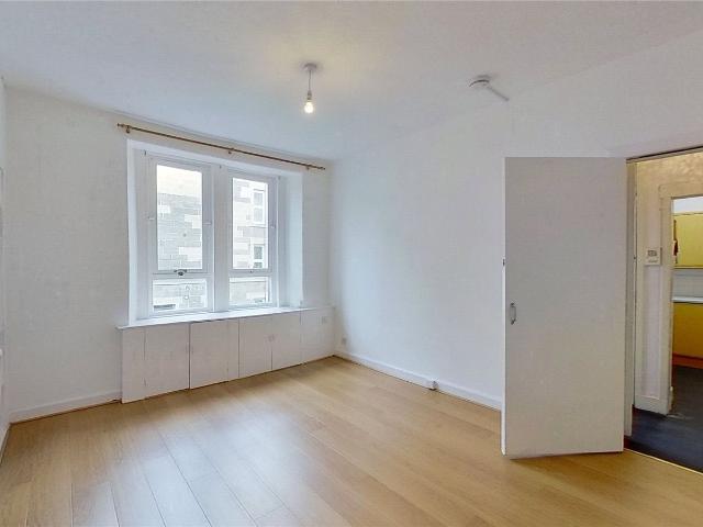 Flat for rent in Tynecastle, Gorgie
