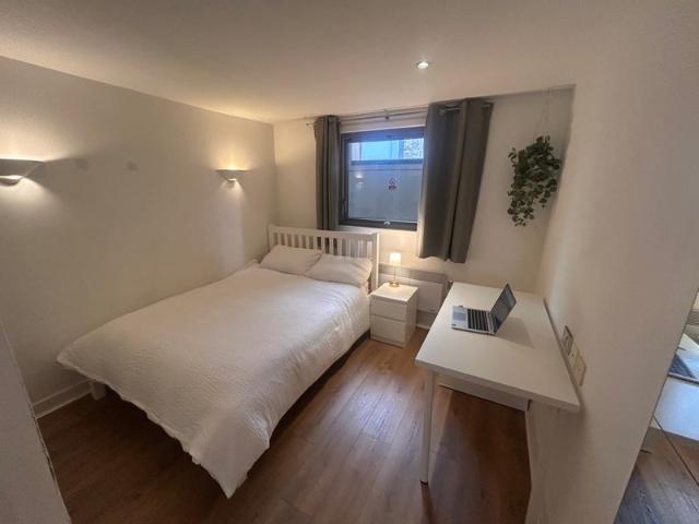 Room for rent in City Centre, Georgia