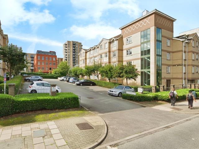 Apartment for rent in Harrow on the Hill, Greater London